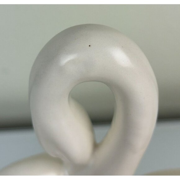 Vintage Hull White Swan Planter Ceramic Sculpture Pottery Smooth Home Decor - Picture 10 of 16